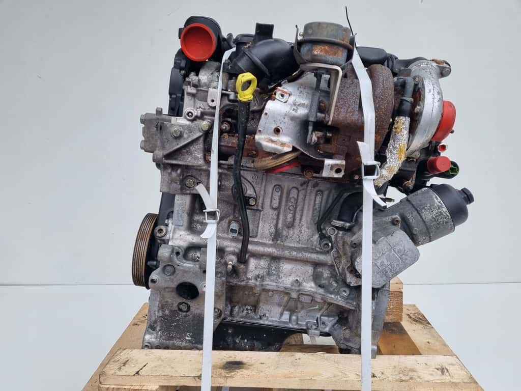 Moteur 8HY (DV4TED4) vue 3