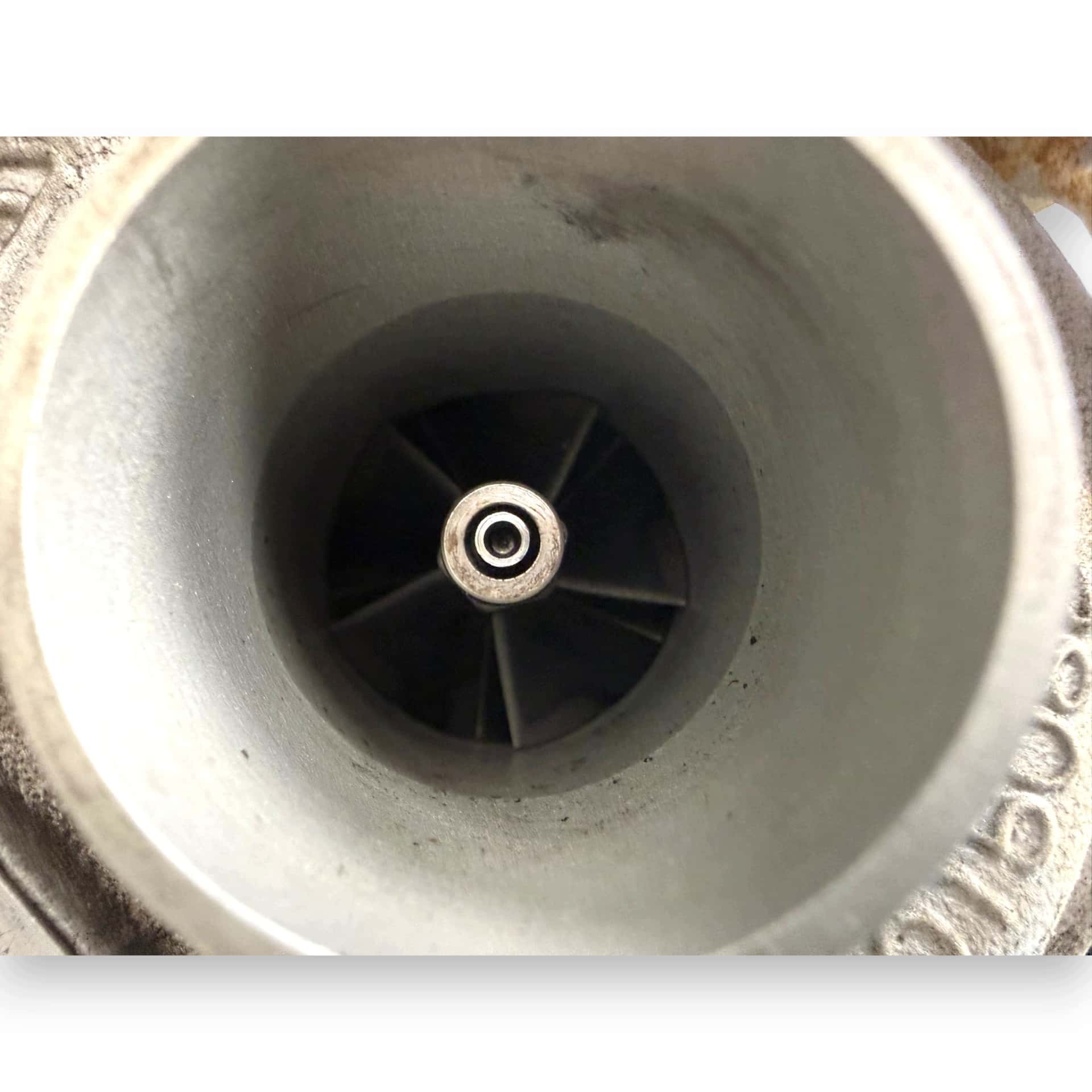 Moteur K9K 400 vue 15