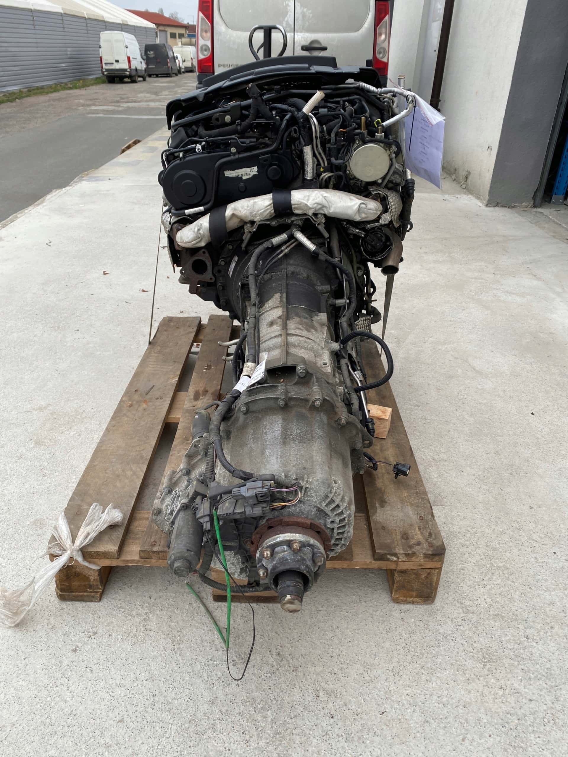 Moteur 306DT vue 5