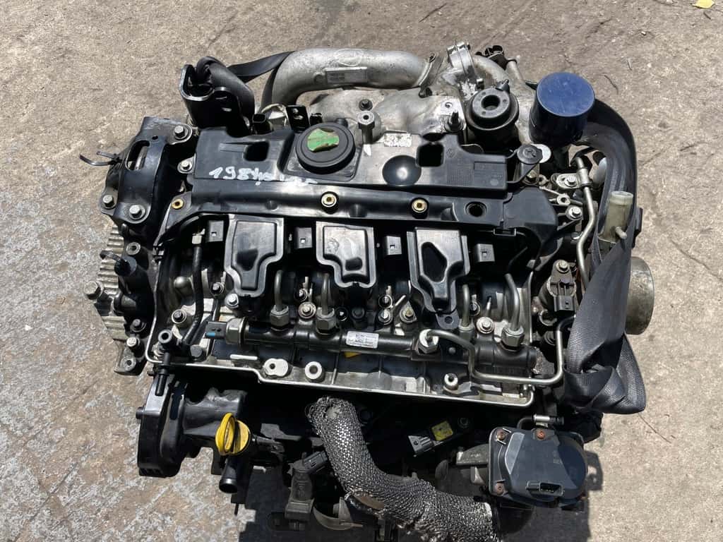 Moteur M9T 706 vue 3