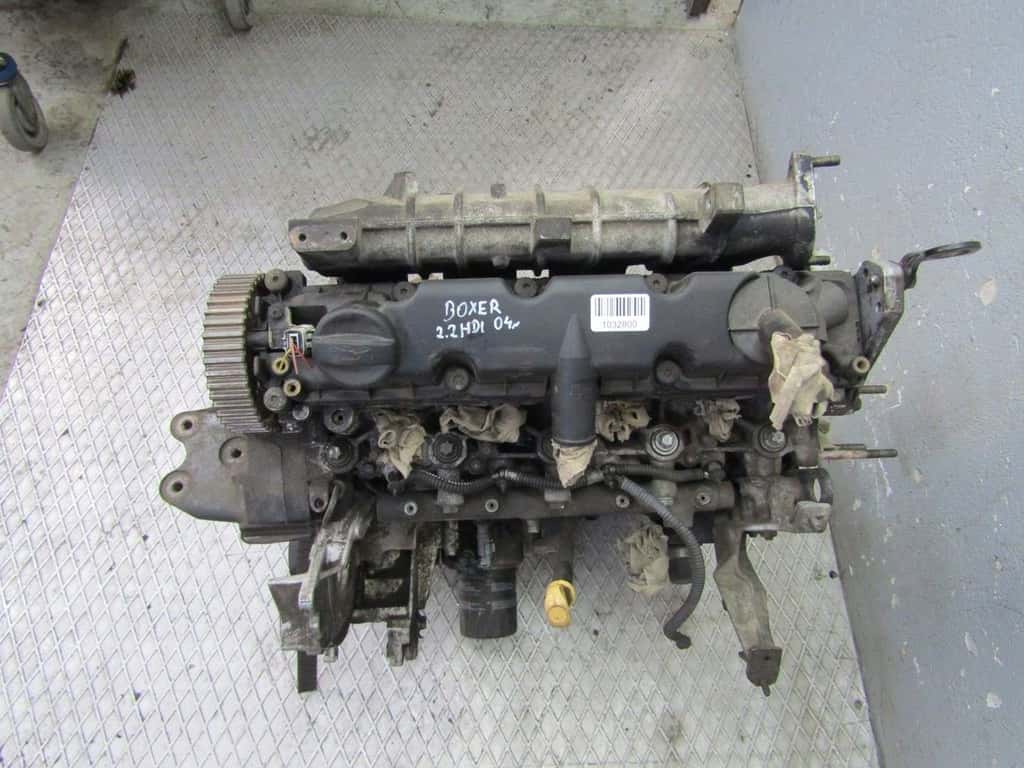 Moteur RHV (DW10UTD) vue 3