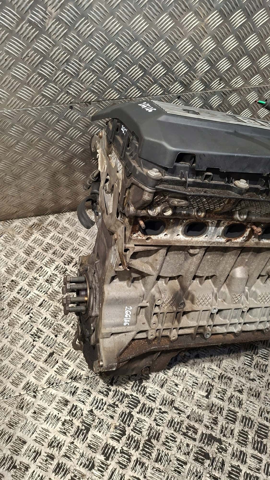 Moteur M52 B20 (206S4) vue 2