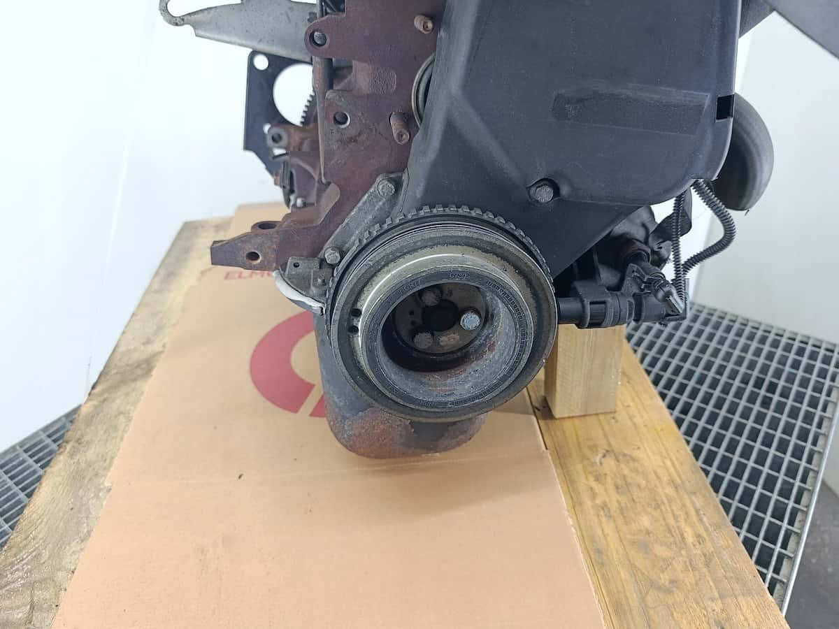 Moteur 169A4000 vue 7