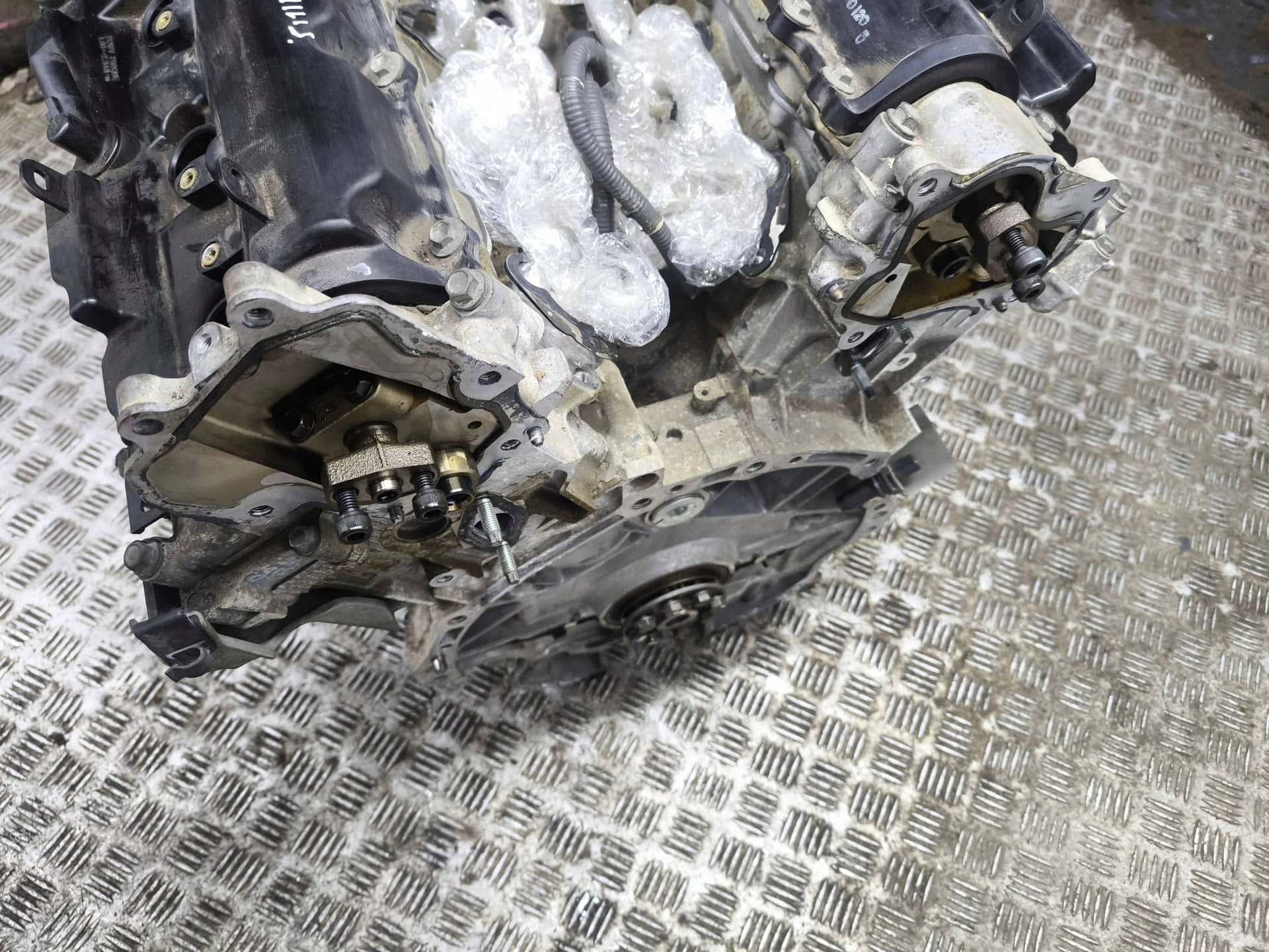 Moteur VQ37VHR vue 3