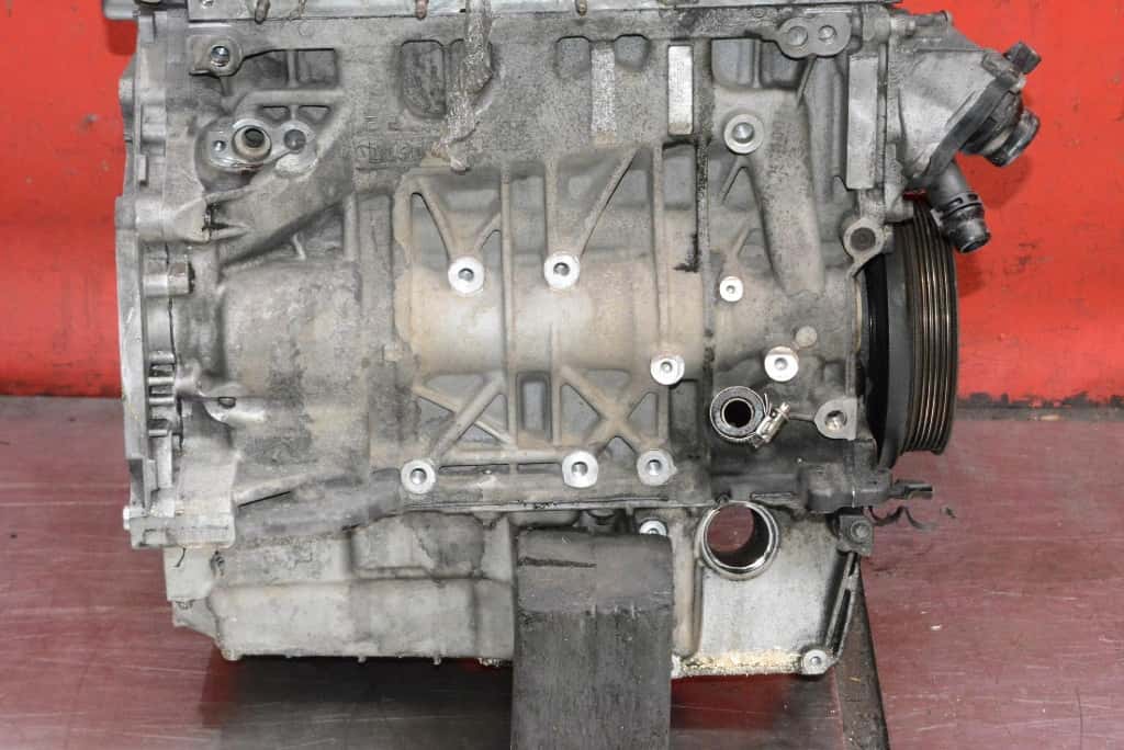 Moteur N47 D20 D vue 7