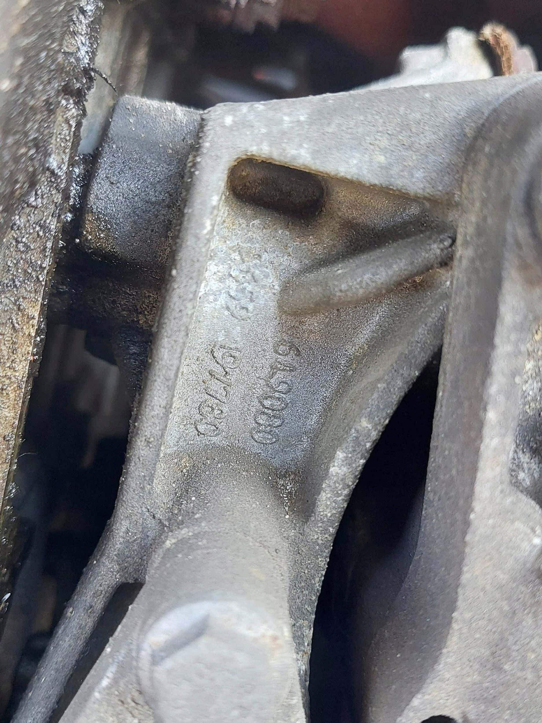 Moteur KFU (ET3J4) vue 6