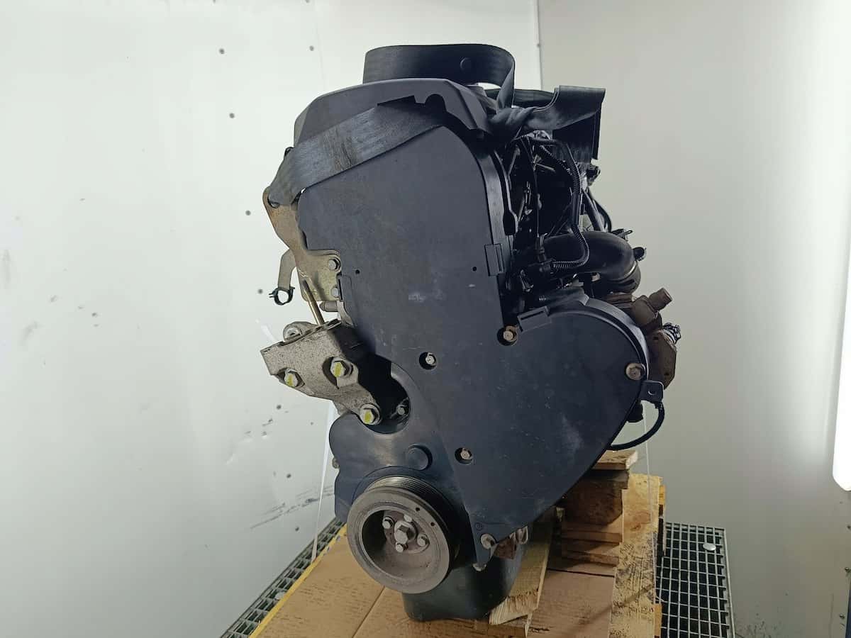 Moteur F1AE0481C vue 6