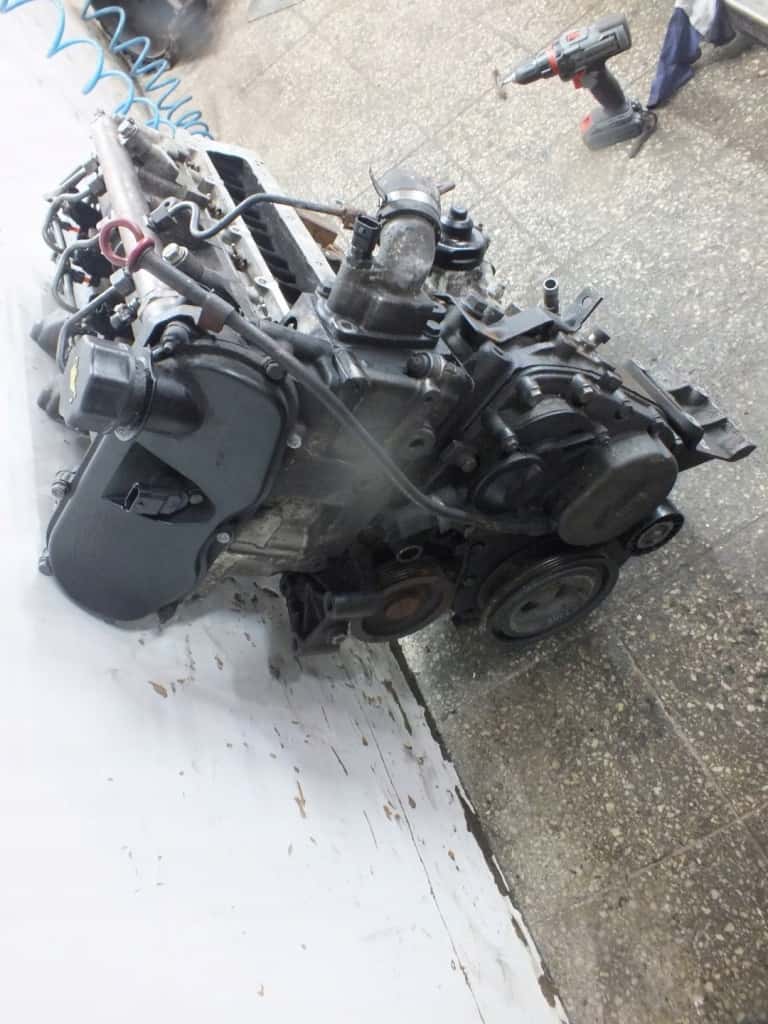 Moteur F1CE3481E vue 2
