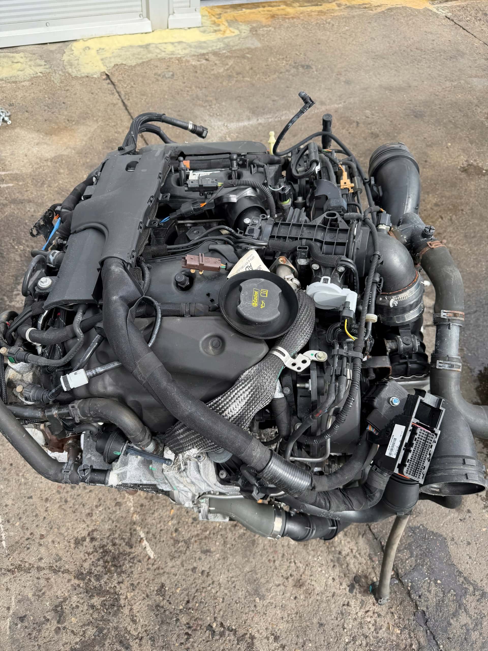 Moteur 306DT(TDV6) vue 4