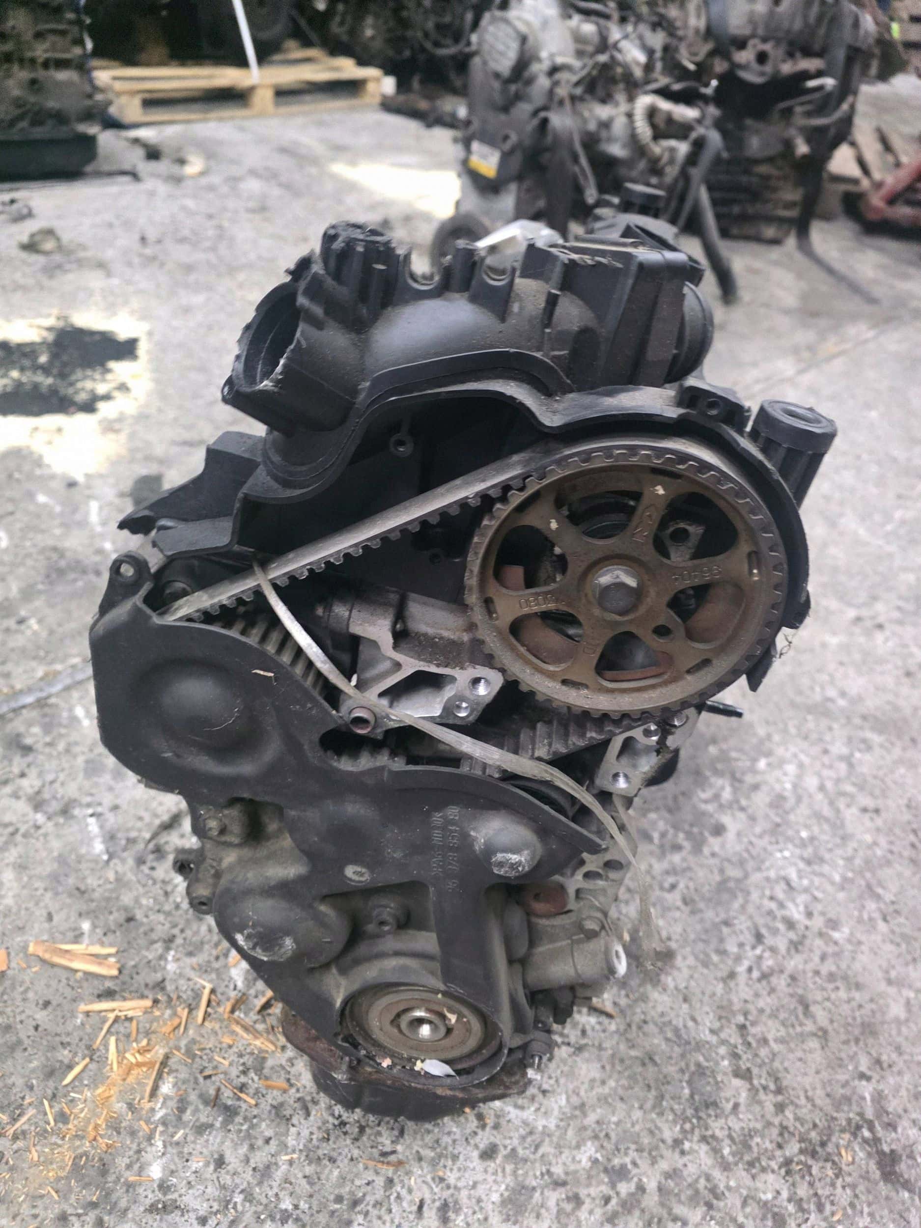Moteur F6JA vue 5