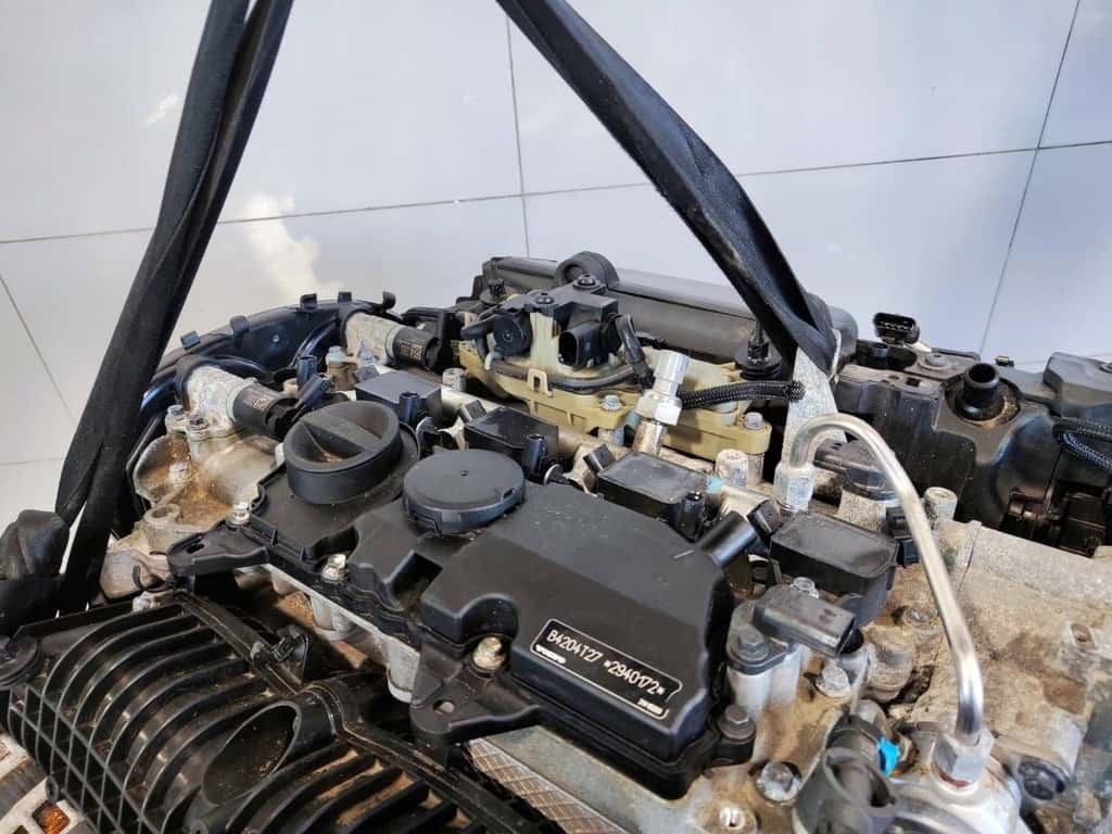 Moteur B 4204 T27 vue 6