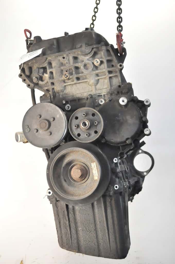 Moteur D27DT vue 2