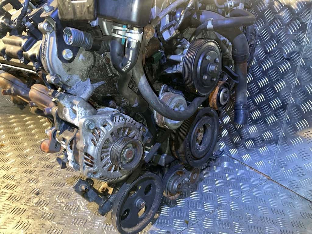 Moteur VK45DE vue 3