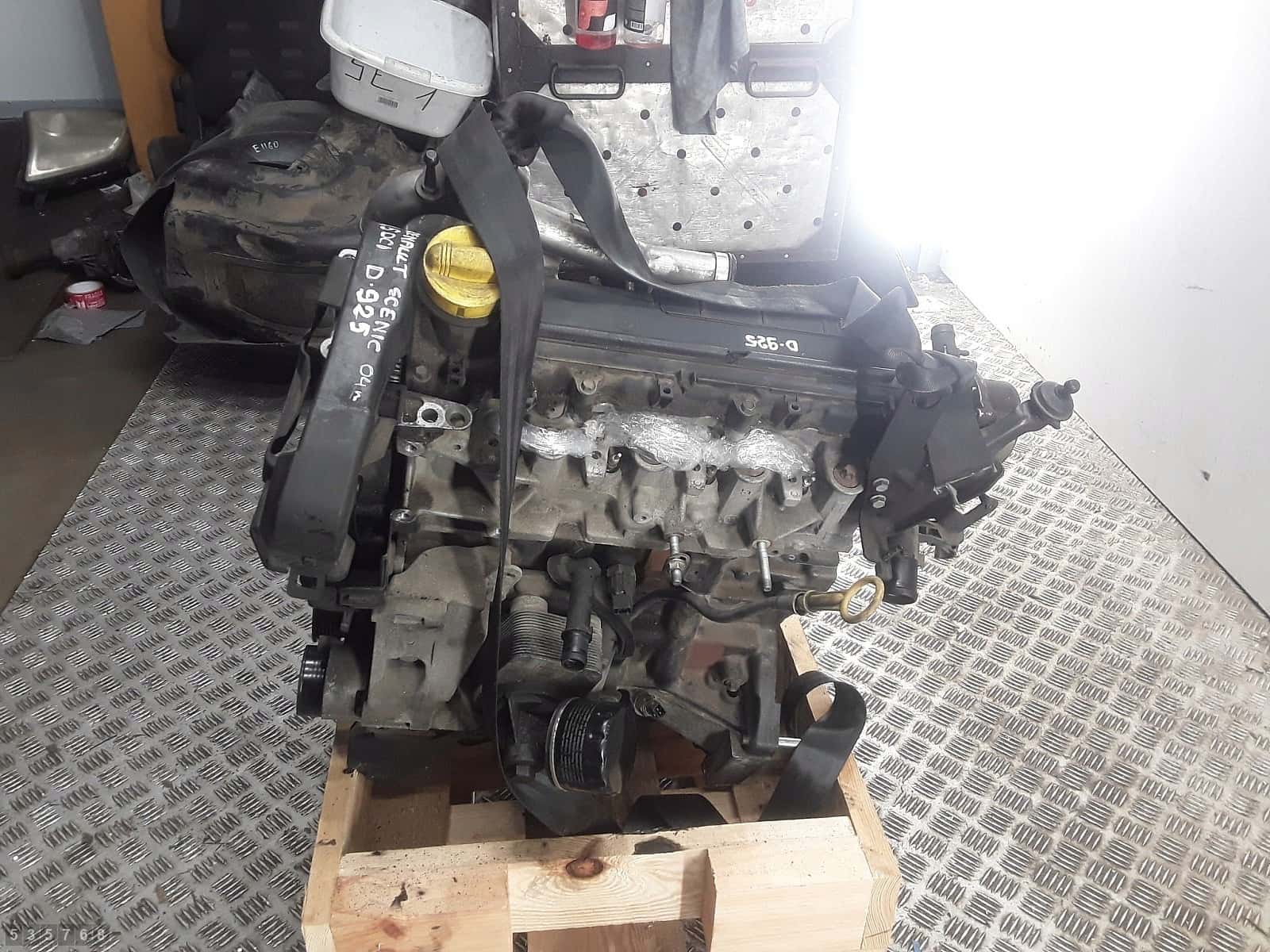 Moteur K9K 728 vue 2