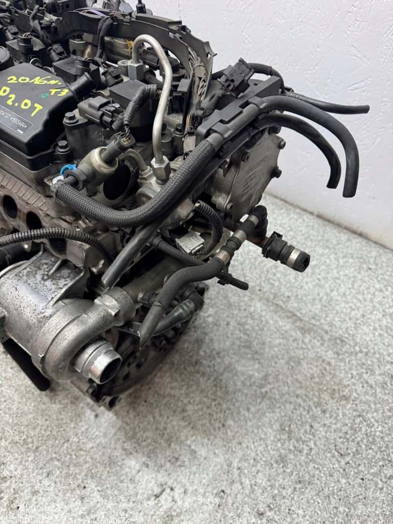 Moteur B 4204 T37 vue 4
