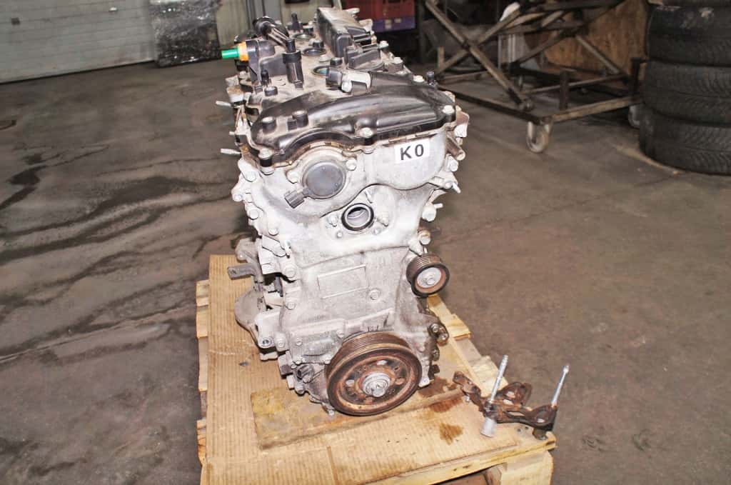 Moteur 8AR-FTS vue 3