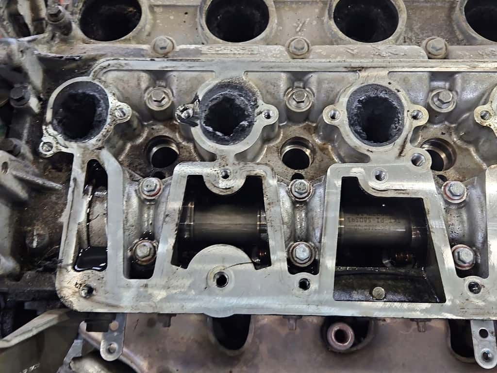Moteur RHE (DW10CTED4) vue 3