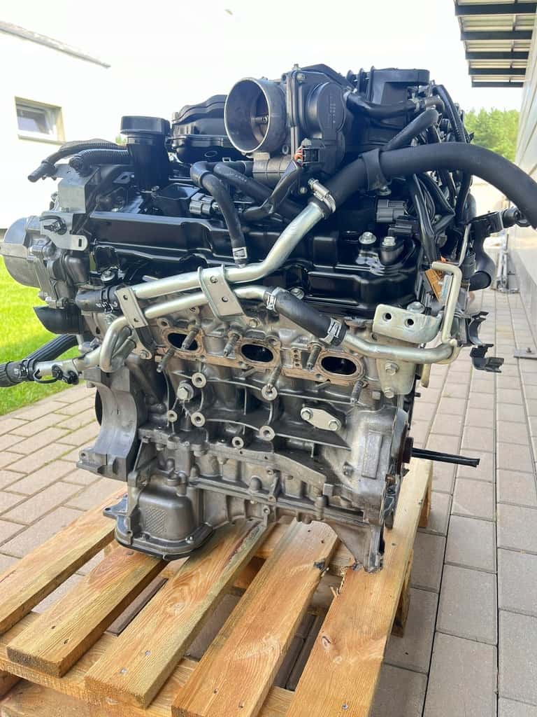 Moteur VQ35 vue 3