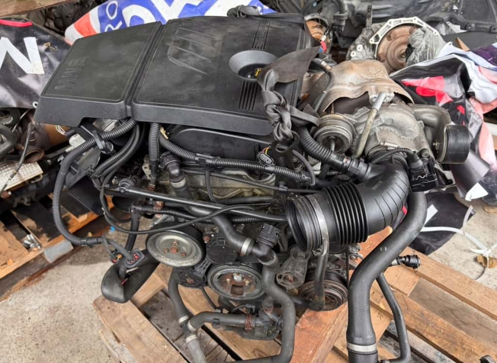 Moteur N13 B16 A vue 2