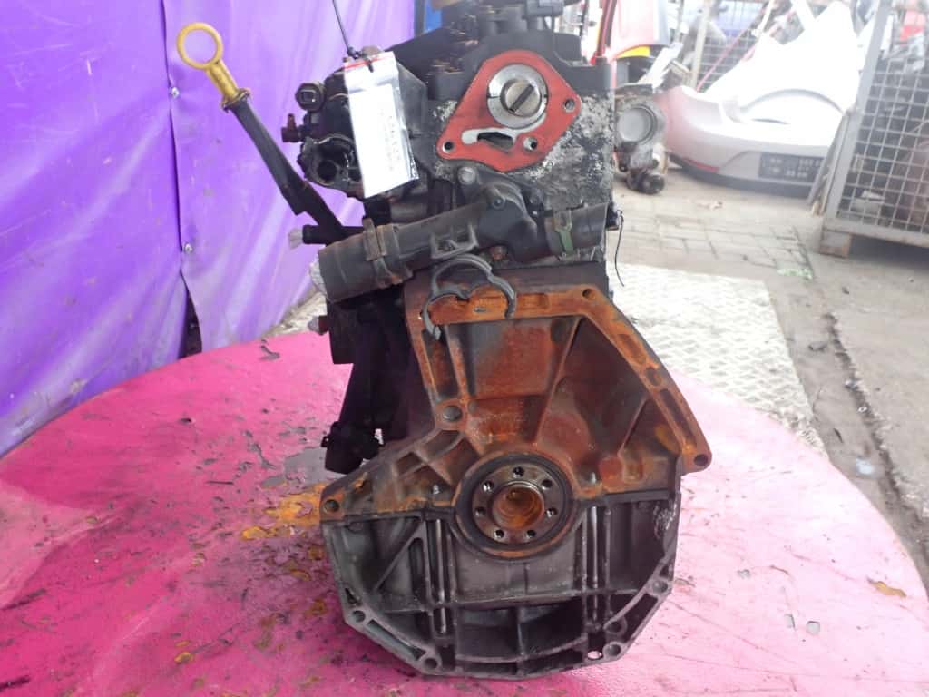 Moteur K9K 728 vue 2