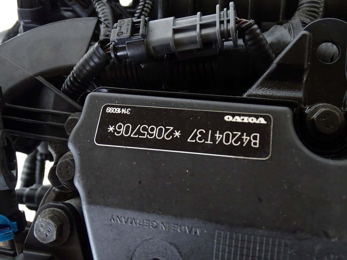 Moteur B 4204 T37 vue 8