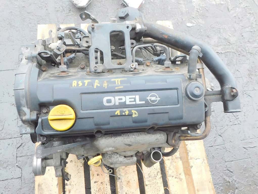 Moteur Y 17 DT vue 2