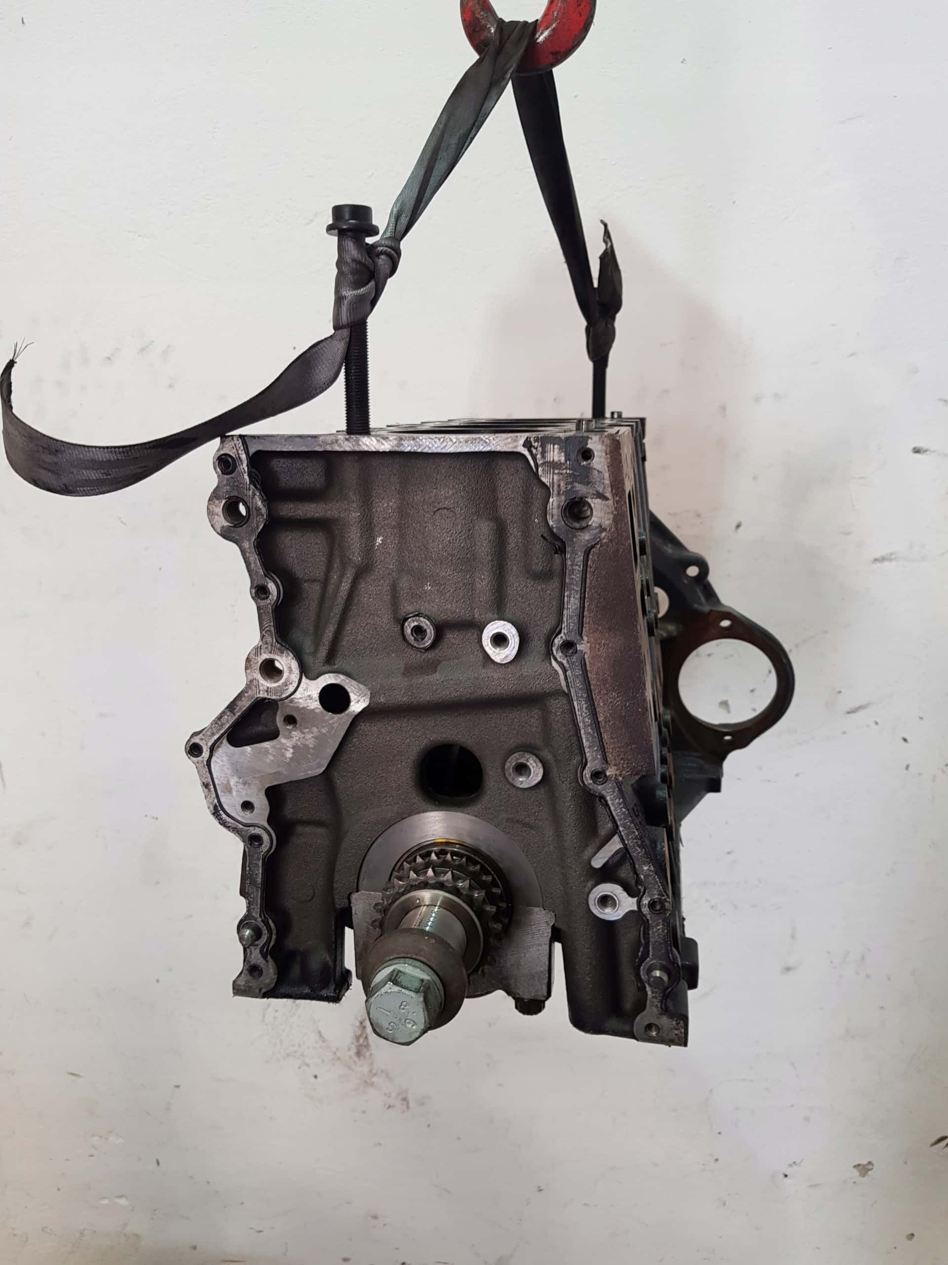 Moteur D22DTR(672.980) vue 5
