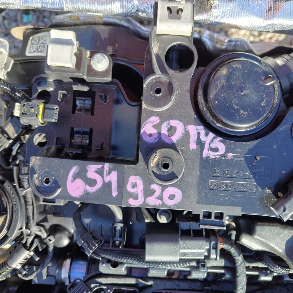 Moteur M 139.980 vue 2