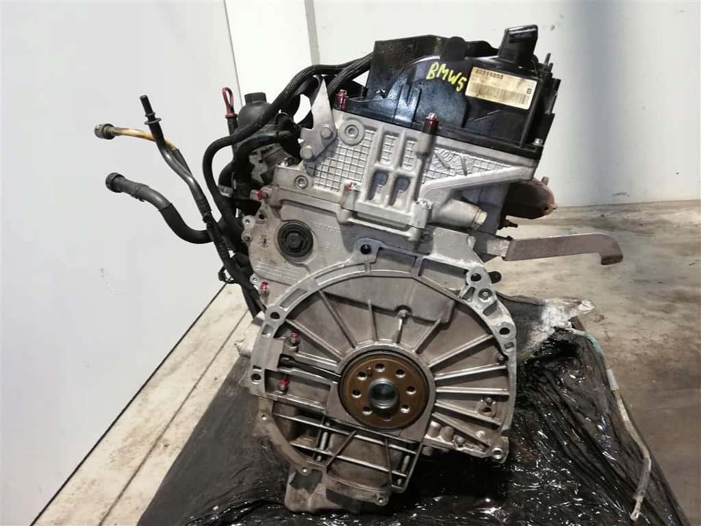 Moteur N47 D20 A vue 2