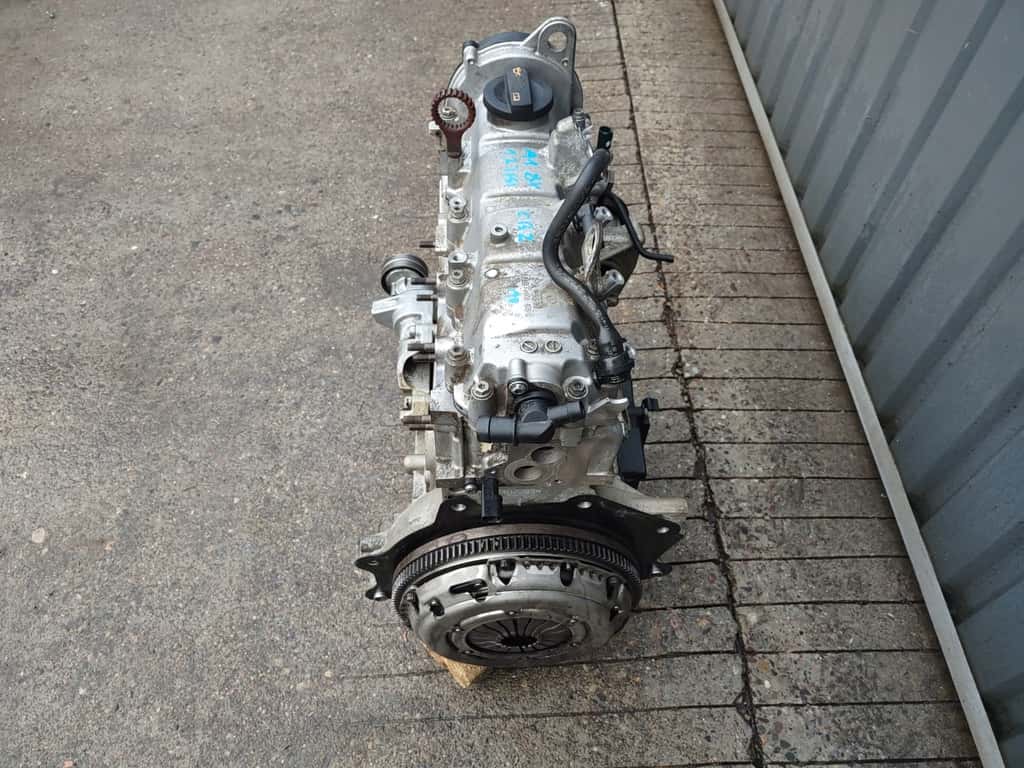 Moteur CBZB vue 4