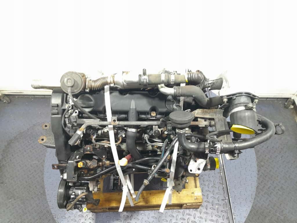Moteur 4HV (P22DTE) vue 3