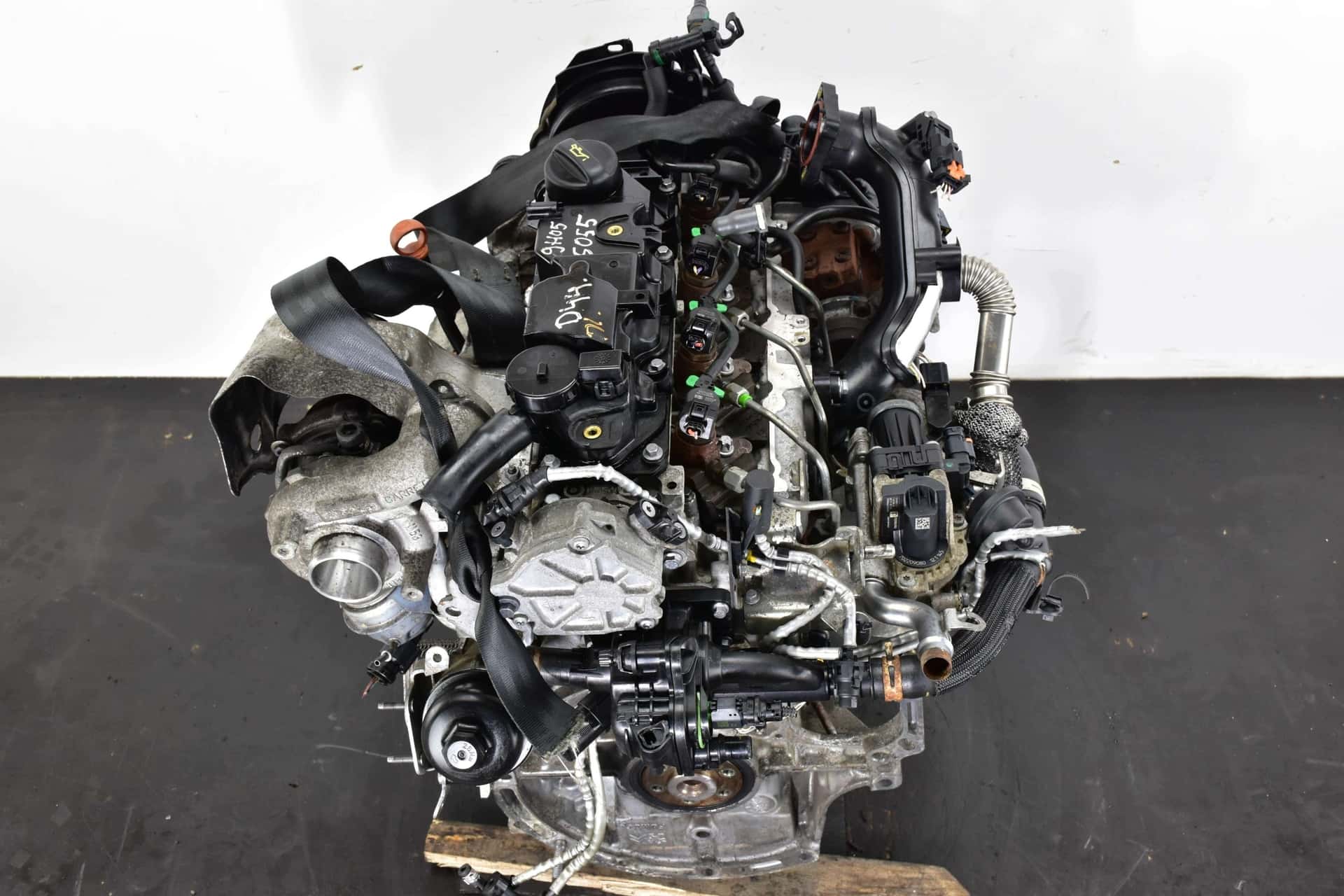 Moteur 9HL (DV6C) vue 6