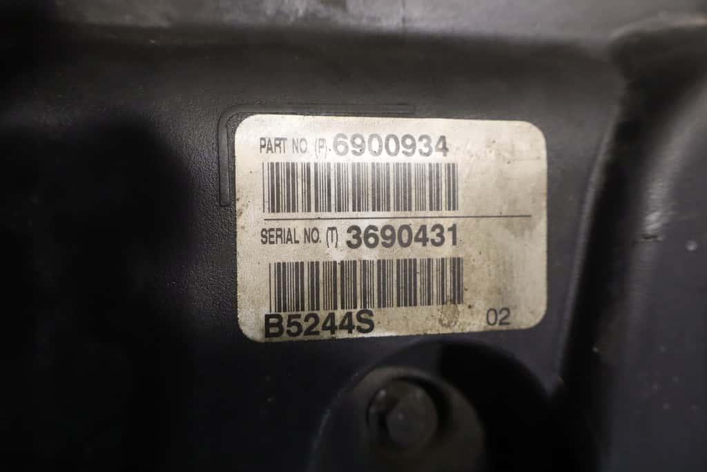 Moteur B 5244 S vue 4