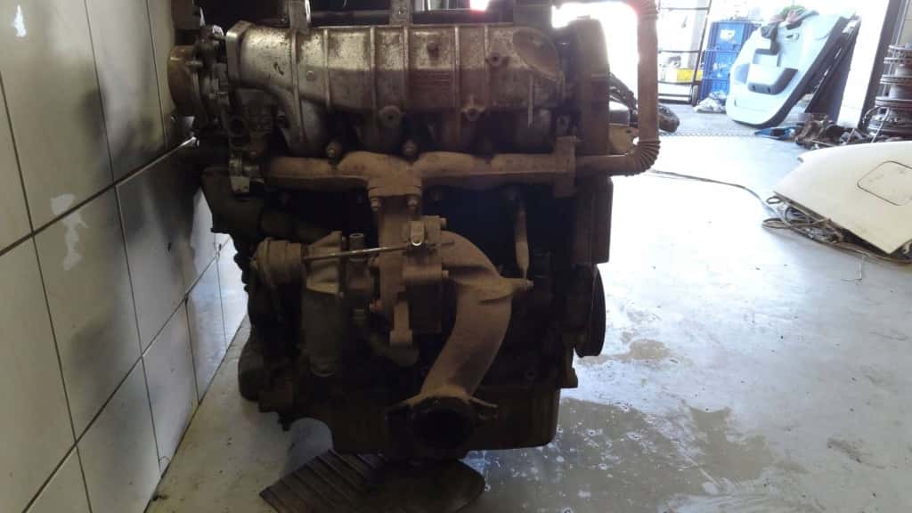 Moteur RHV (DW10UTD) vue 6