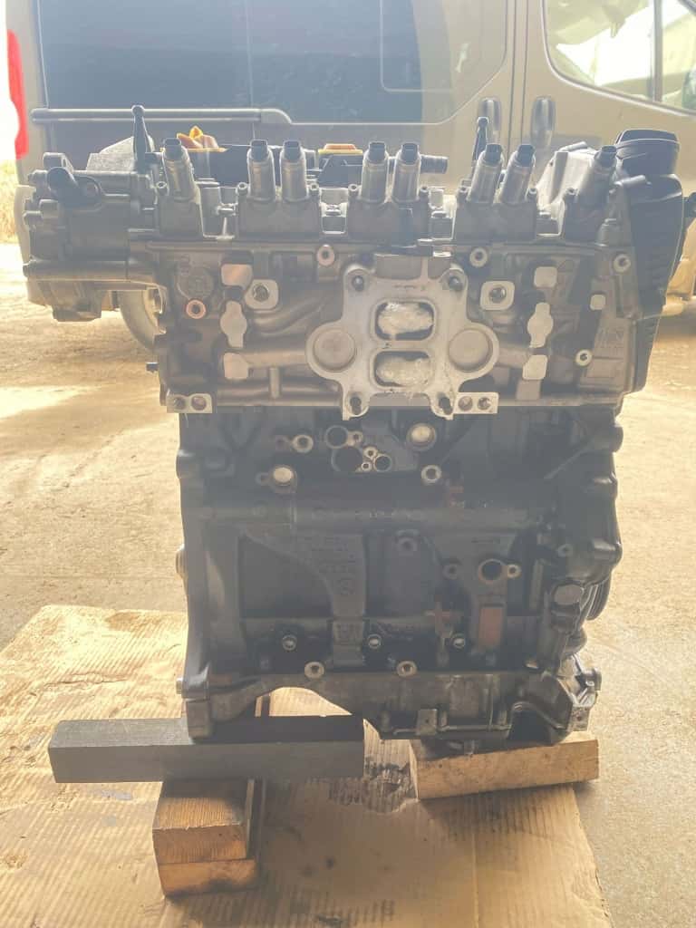 Moteur CYNB vue 4