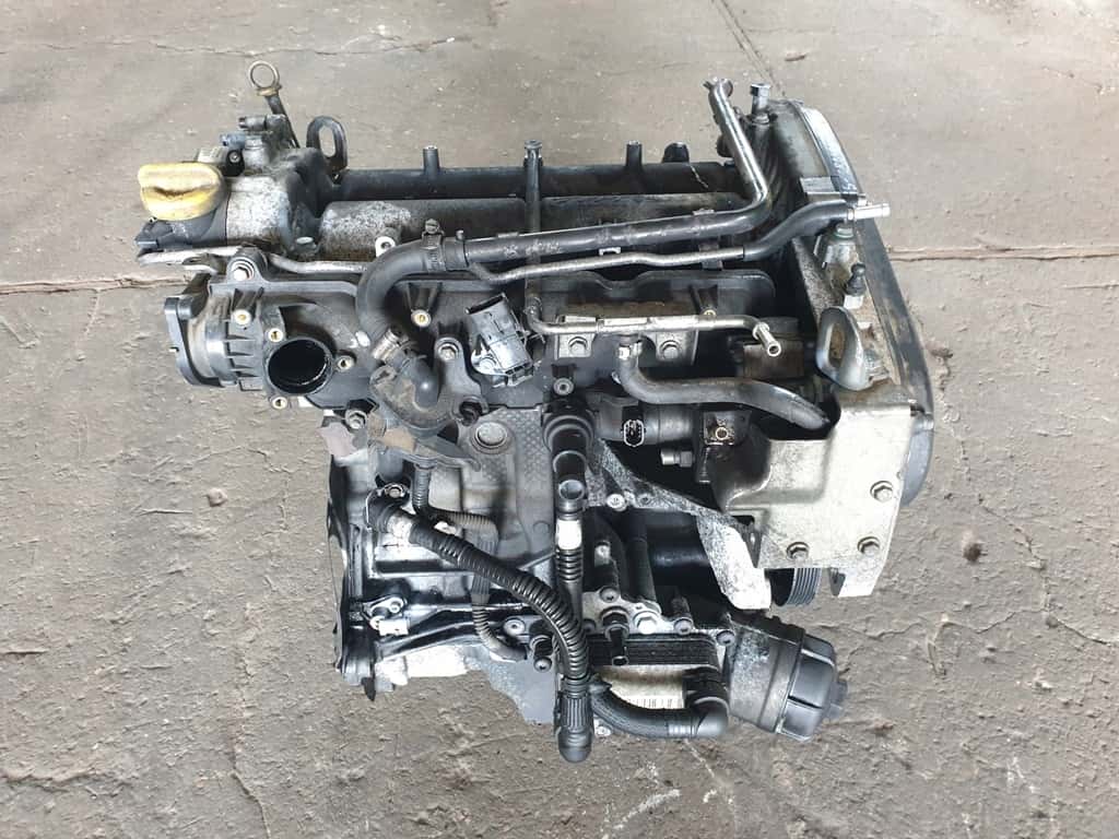 Moteur D16AA vue 5