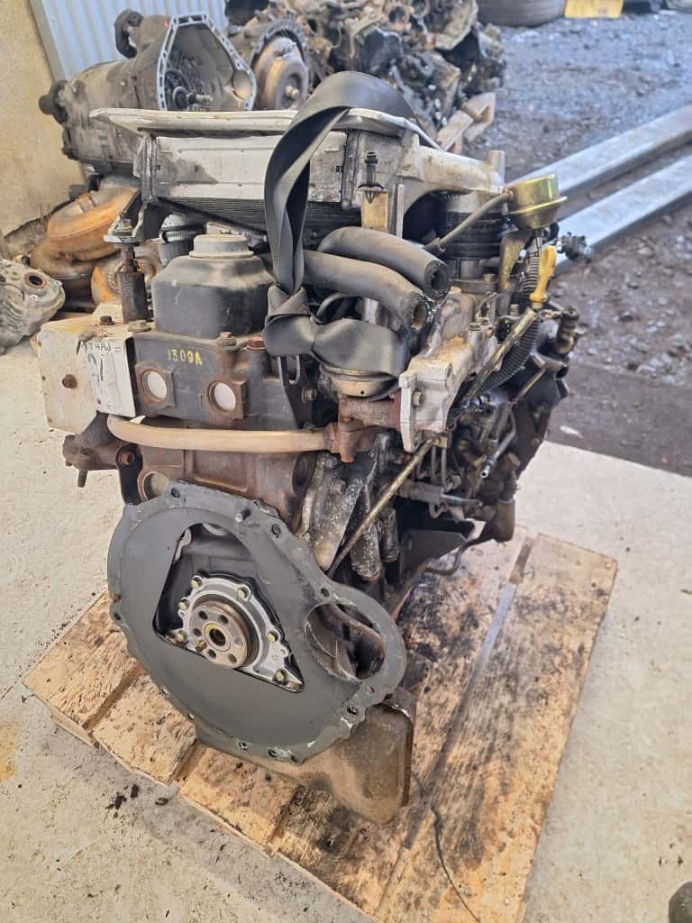 Moteur TD27TI vue 4