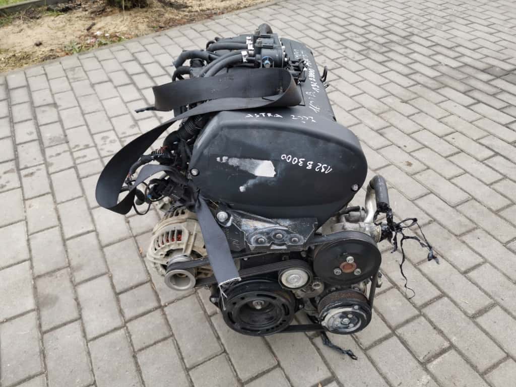 Moteur 192 B3.000 vue 2