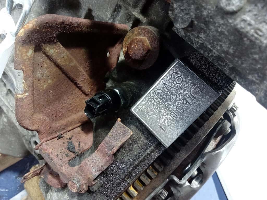 Moteur R20A3 vue 5