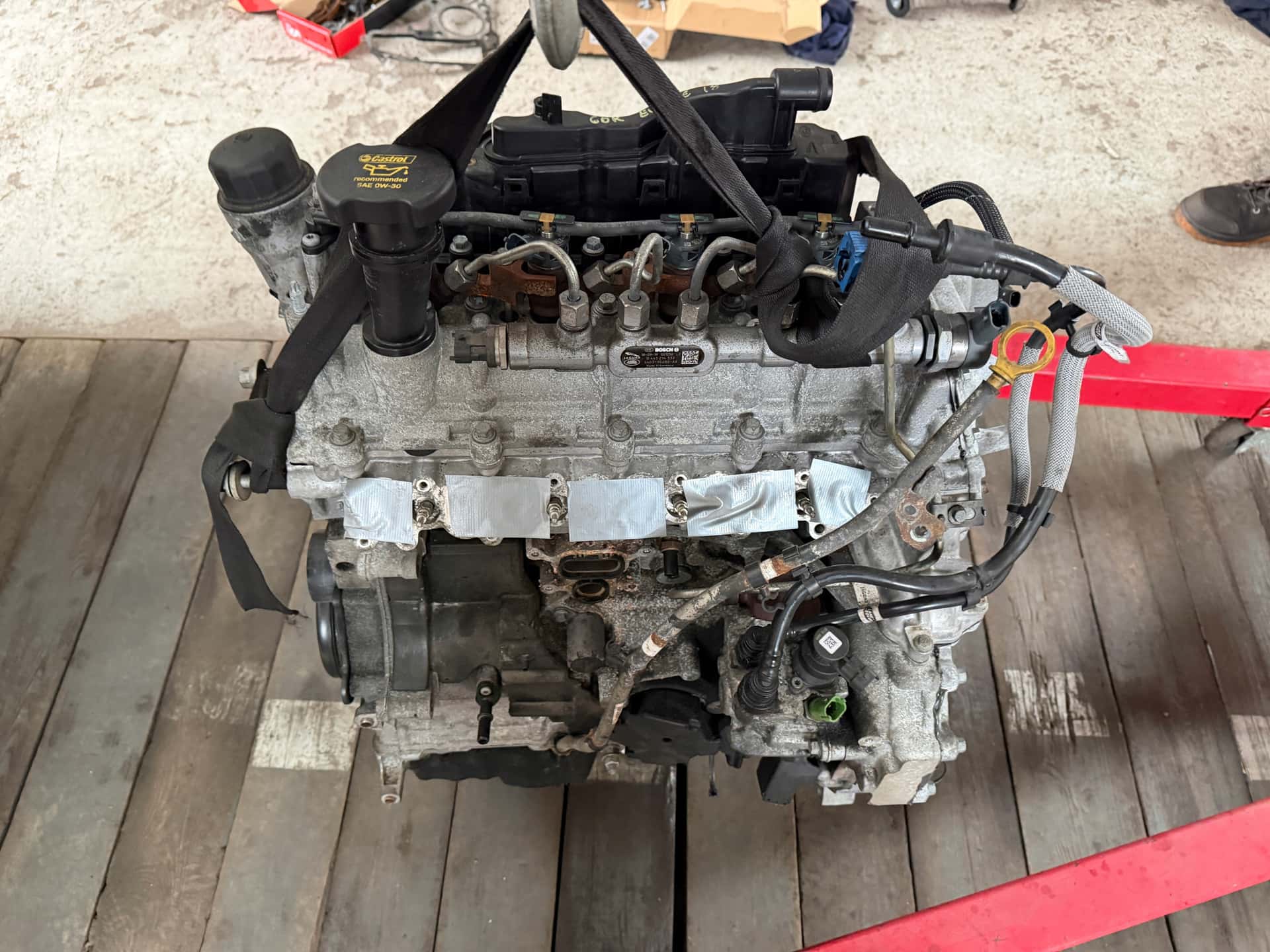 Moteur 204DTD(AJ21D4) vue 2