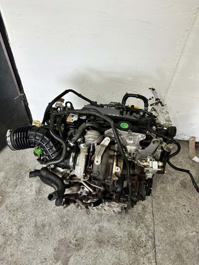 Moteur M9R 868 vue 4