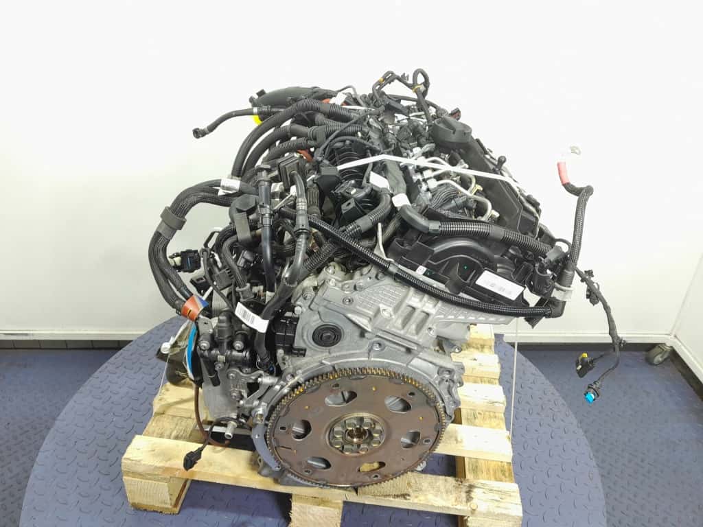 Moteur B57 D30 A vue 2