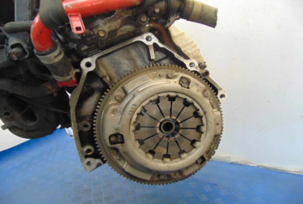 Moteur D14Z6 vue 4