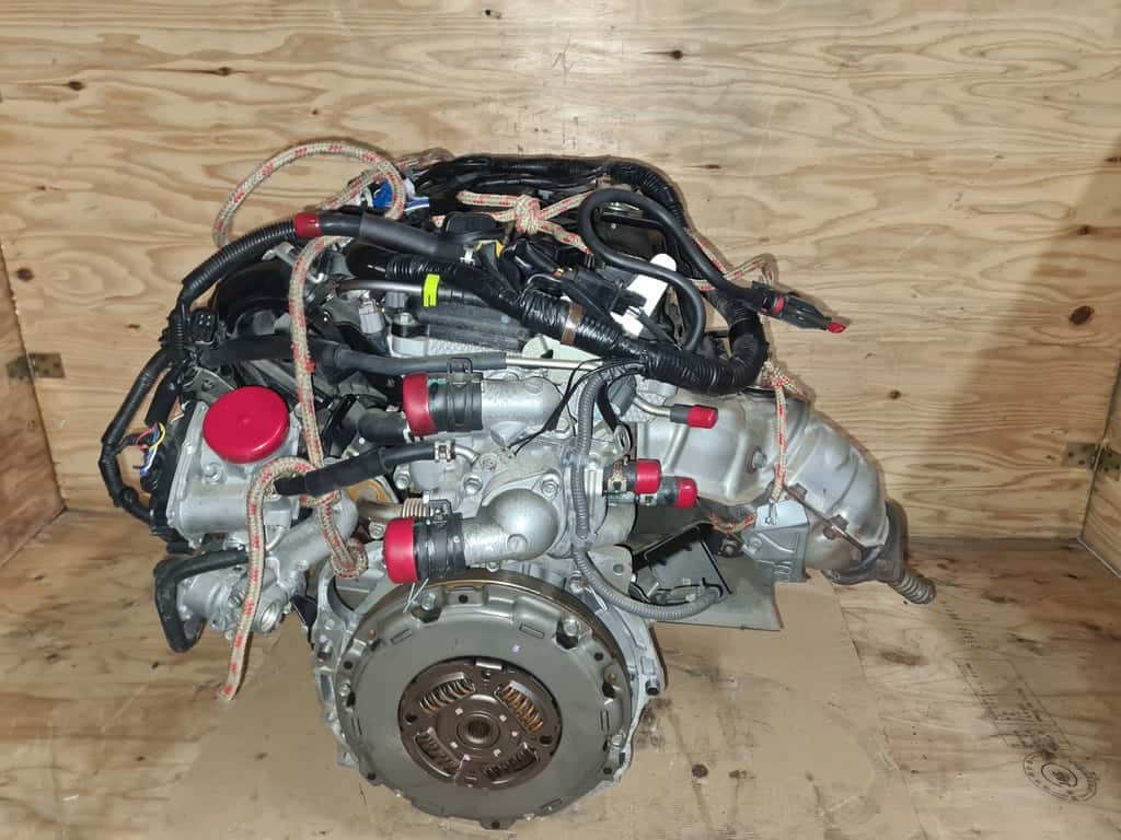 Moteur 4B11 vue 4