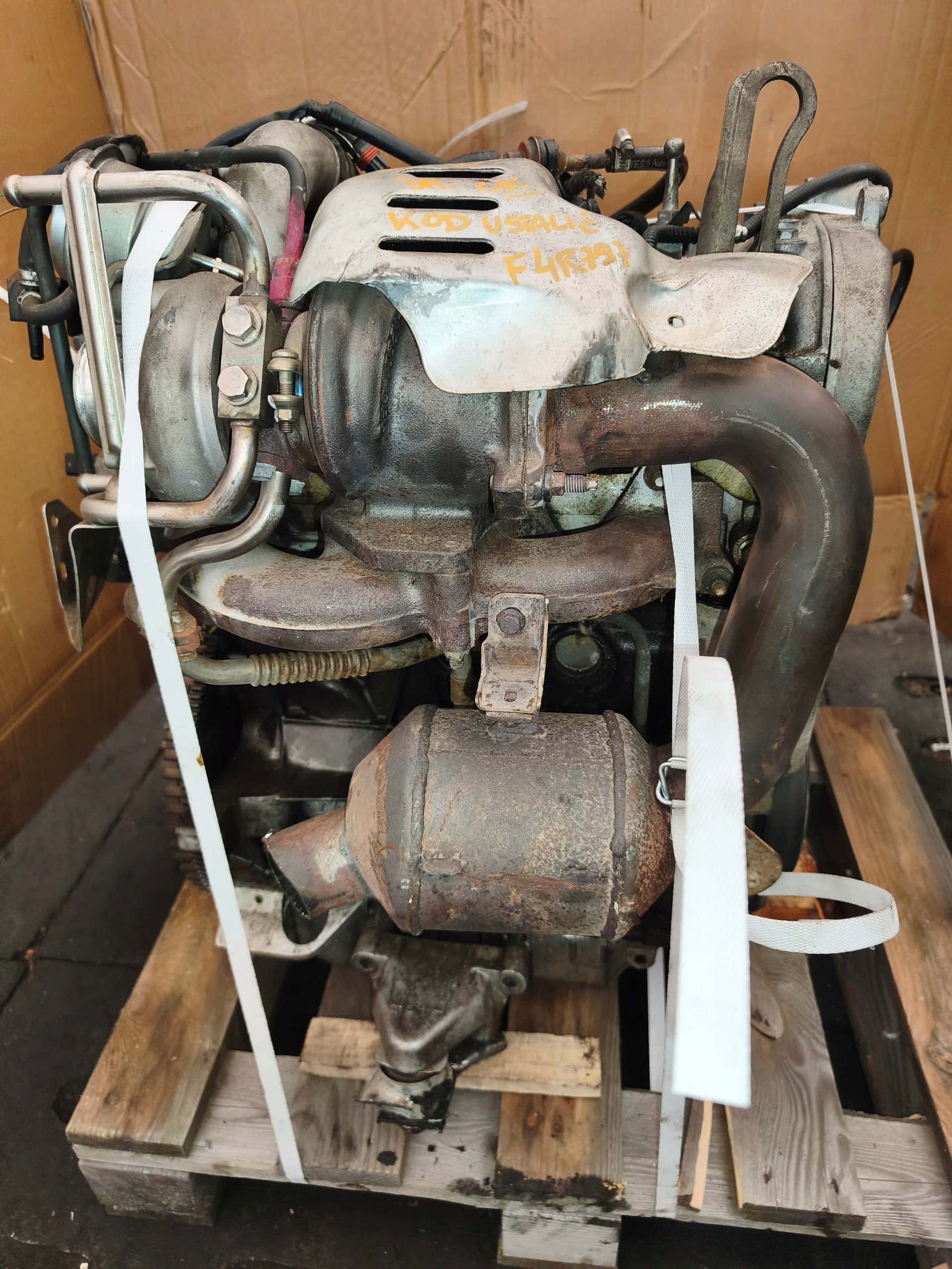 Moteur F4R 797 vue 9