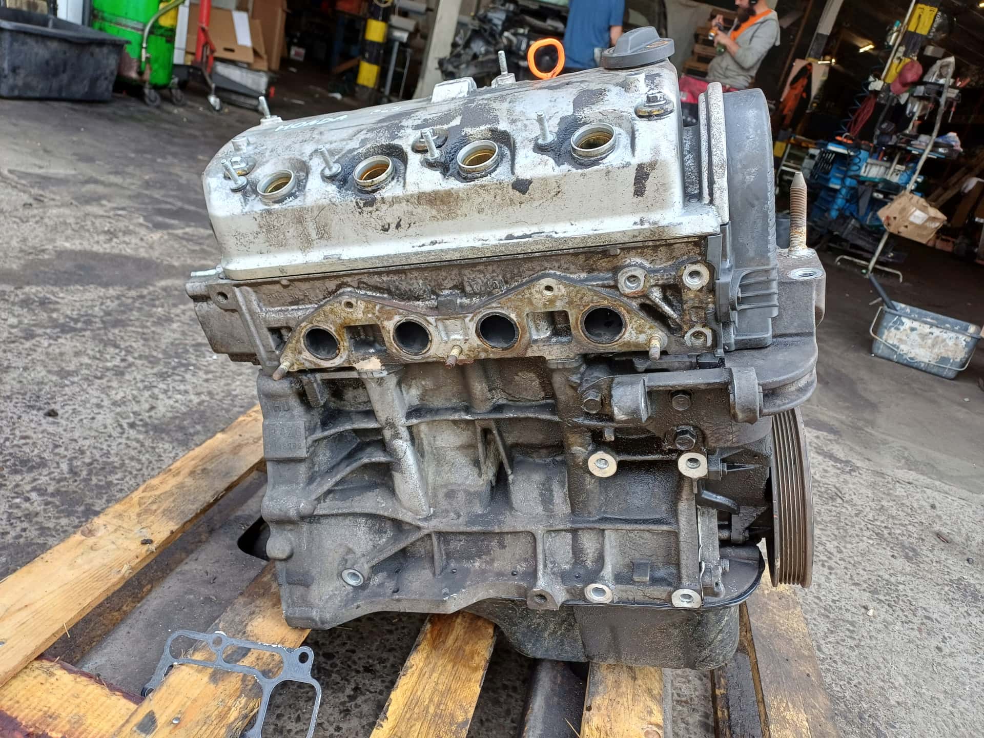 Moteur D14Z6 vue 2