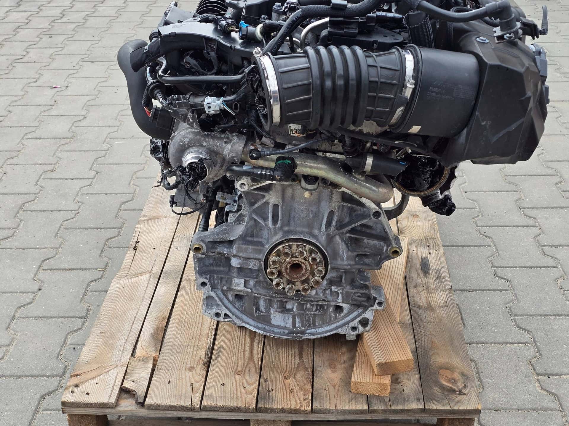 Moteur B 4204 T29 vue 6