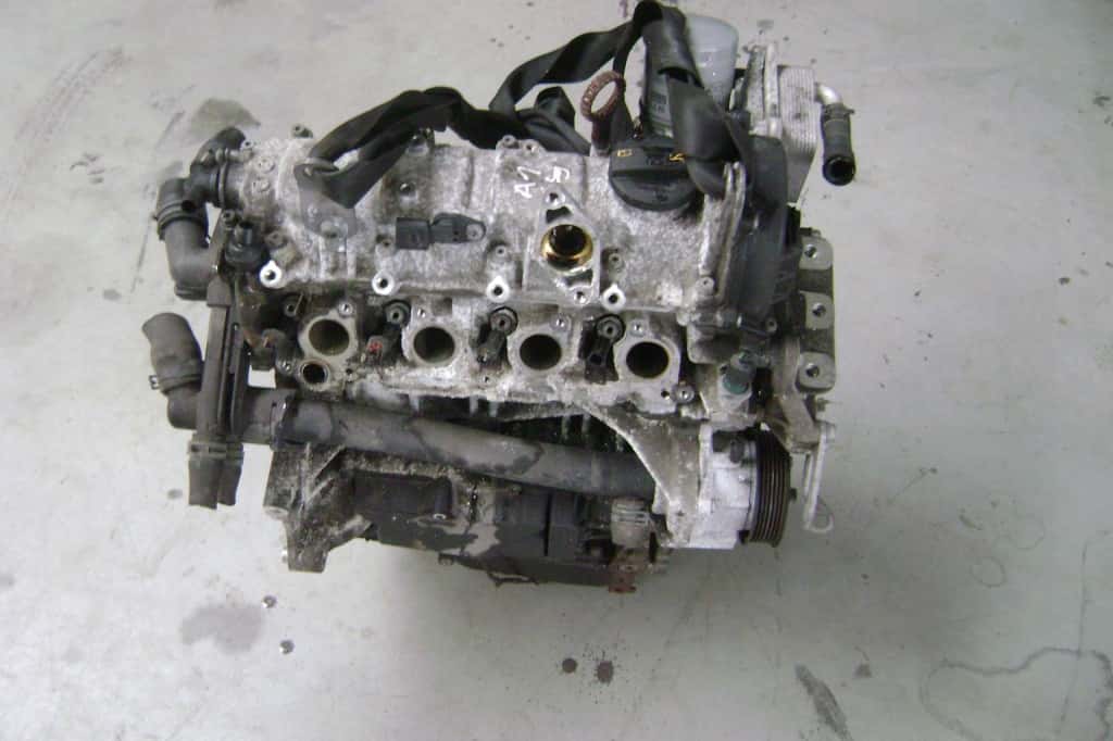 Moteur CBZA vue 2
