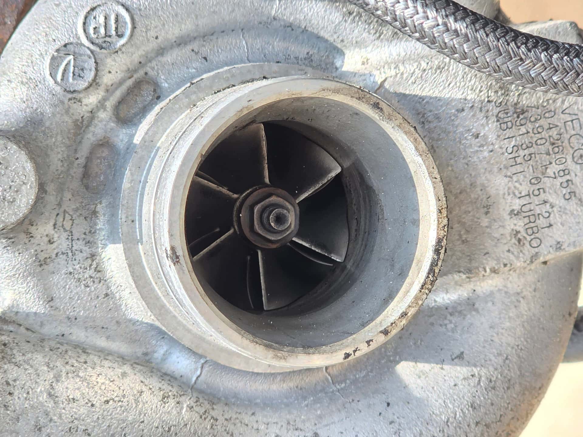 Moteur F1AE0481G vue 12