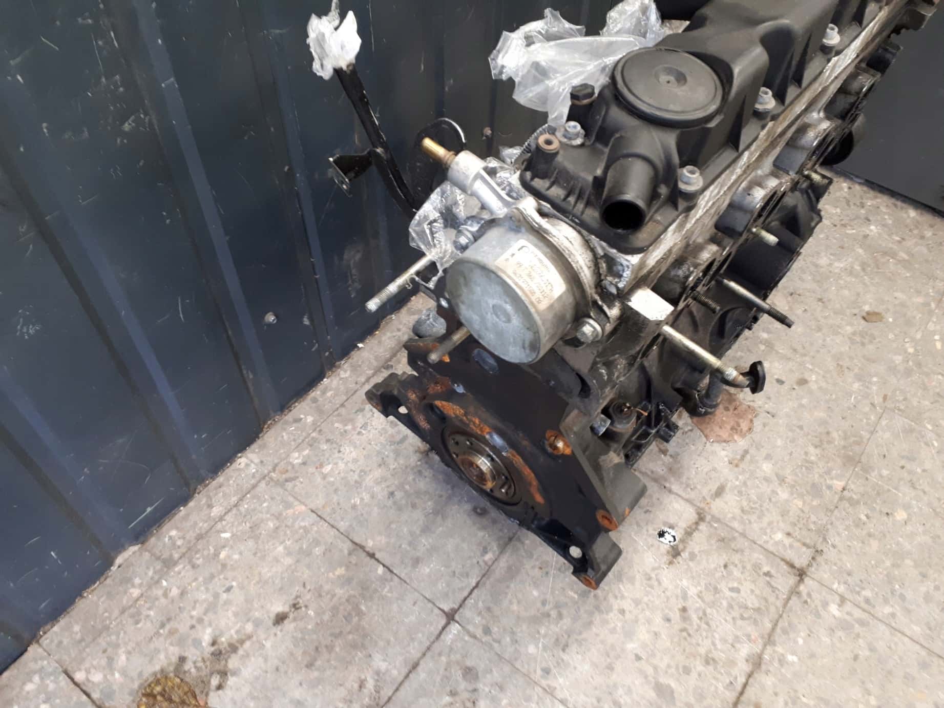 Moteur RHZ (DW10ATED) vue 2